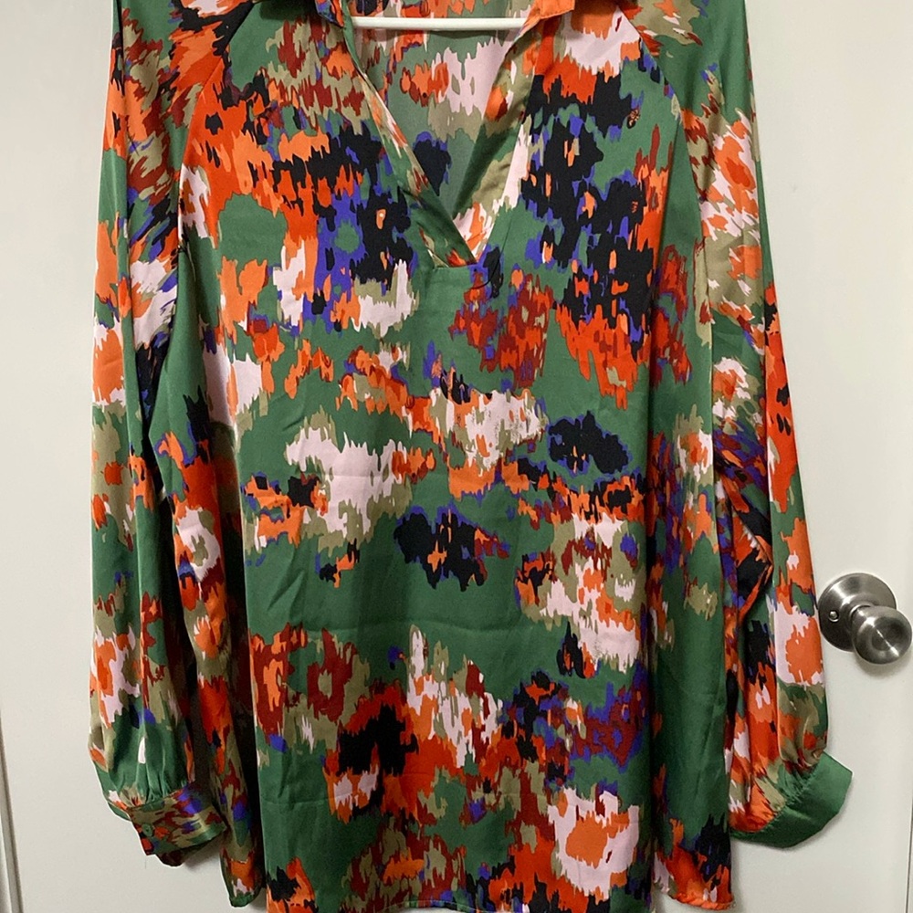 Long sleeve , 100% Polyester, size 1x